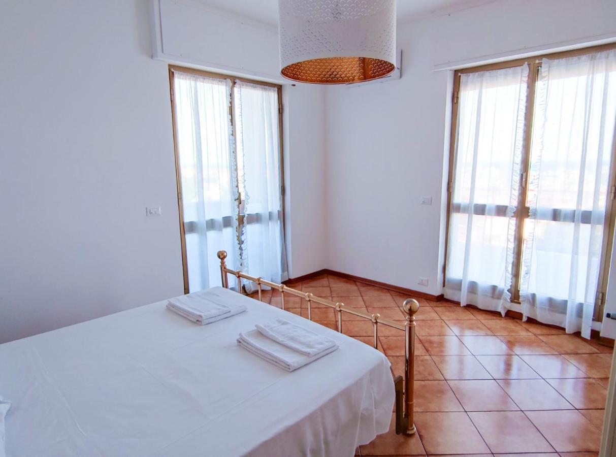Bella Vista - By Ligooria Apartment Пиетра Лигуре Екстериор снимка