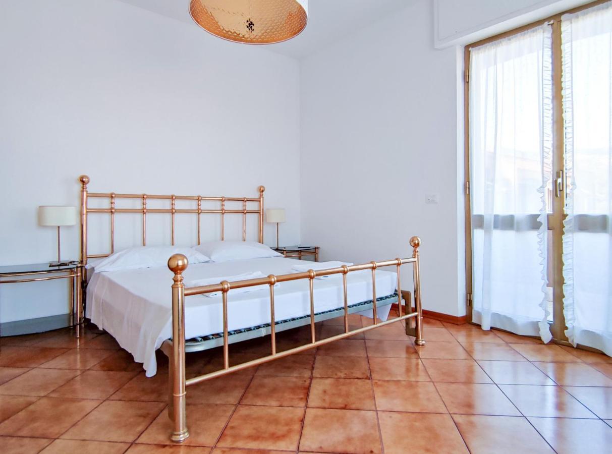 Bella Vista - By Ligooria Apartment Пиетра Лигуре Екстериор снимка
